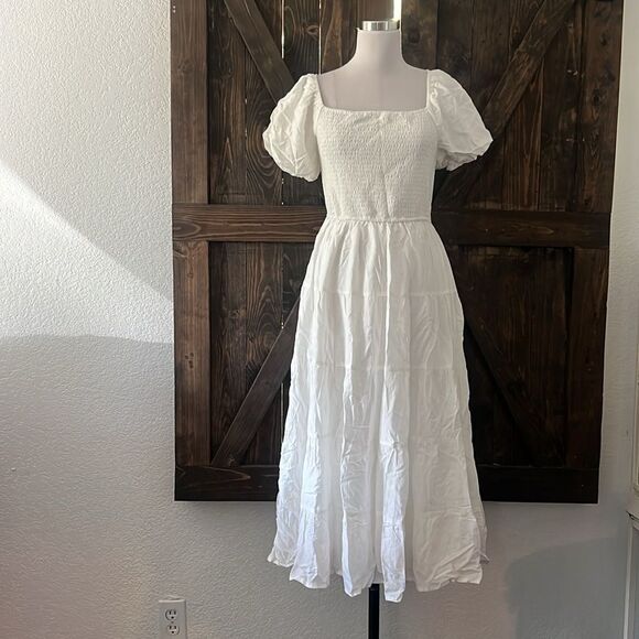 Zesica Square Neck Short Puff Sleeve Smocked Flowy A-line Tiered Midi Dress - Picture 3 of 13